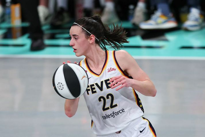 Clark í leik með Indiana Fever.