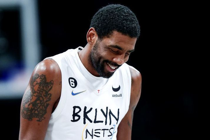 Kyrie Irving var ánægður með að fá aftur að spila körfubolta með Brooklyn Nets liðinu í nótt.