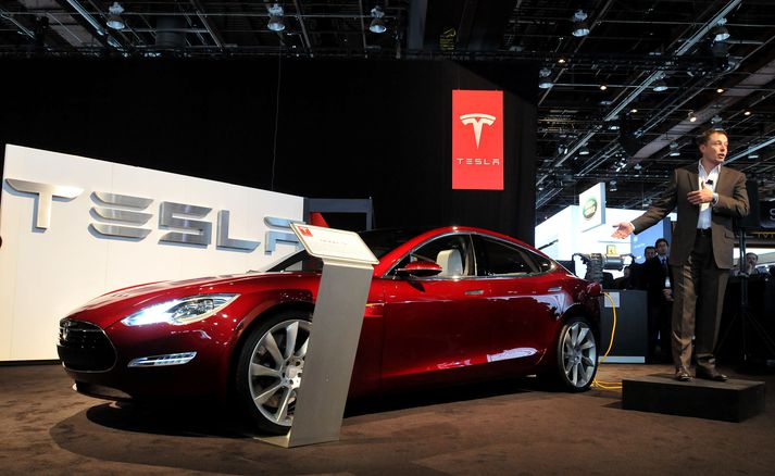 Elon Musk, forstjóri Tesla Motors er einn þeirra sem Sequoia hefur fjármagnað. Hér kynnir hann rafmagnsbílinn Tesla Model S.
