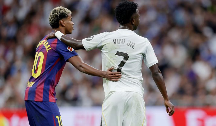 Lamine Yamal og Vinicius Junio sjást hér í leik erkifjendanna Real Madrid og Barcelona.