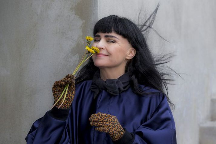 Ragnhildur Gísladóttir segir æskilegt að nota túnfífil sem er á réttu þroskastigi til að fá meira út úr honum.