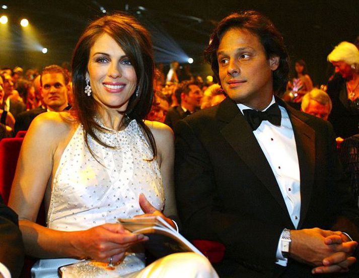 Tilvonandi brúðhjón Elizabeth Hurley er að fara að giftast unnusta sínum á næstunni og hefur beðið Hugh Grant um að vera svaramann við slæmar undirtektir núverandi kærustu hans.