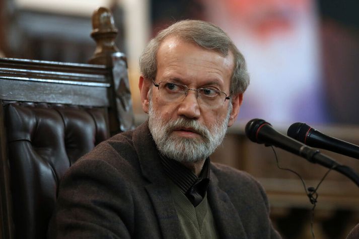 Ali Larijani var háttsettur og gegndi lykilhlutverki innan herstjórnar klerkaveldisins.