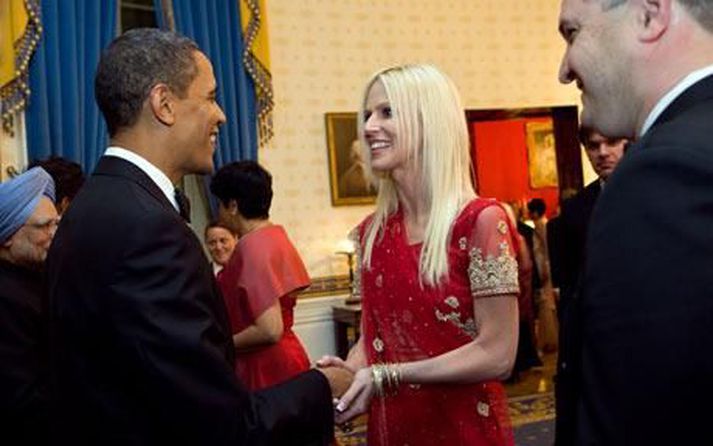 Salahi hjónin heilsa upp á Barack Obama Bandaríkjaforseta.