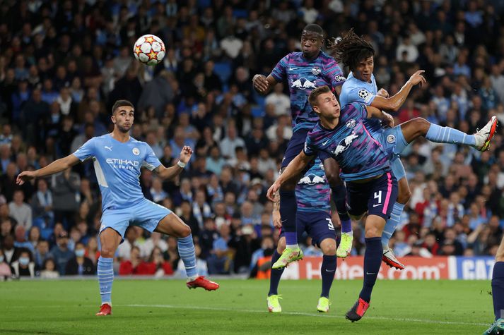 Nathan Aké skoraði fyrsta mark Manchester City gegn Leipzig í Meistaradeild Evrópu í gær.