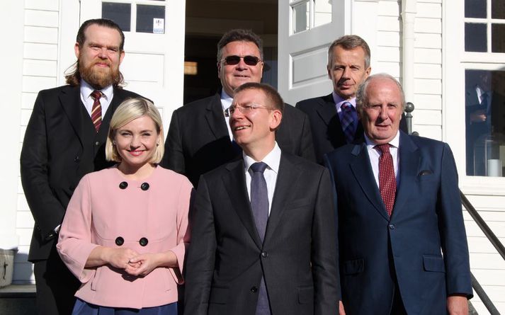 Jürgen Ligi, utanríkisráðherra Eistlands, Linas Antanas Linkevicius utanríkisráðherra Litháen, Edgars Rikevics utanríkisráðherra Lettlands, Lilja Alfreðsdóttir utanríkisráðherra Íslands, Jón Baldvin Hannibalsson fyrrverandi utanríkisráðherra Íslands og S. Björn Blöndal staðgengill borgarstjóra.