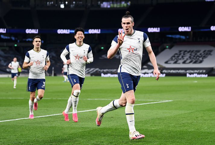 Gareth Bale fagnar þriðja marki sínu.