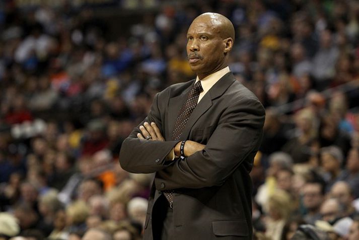 Byron Scott þekkir vel til hjá Lakers.