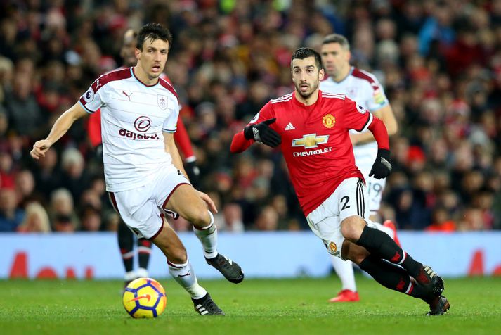 Mkhitaryan gegn Burnley.