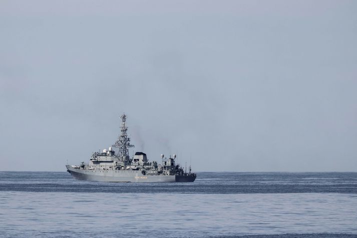 „Það er að hlusta á eftir samskiptum og fylgjast með því sem NATO-ríkin eru að gera í sínum æfingum,“ segir skrifstofustjóri varnarmálaskrifstofu utanríkisráðuneytisins um skipið Yuri Ivanov, sem hefur siglt í efnahagslögsögu Íslands síðustu daga.