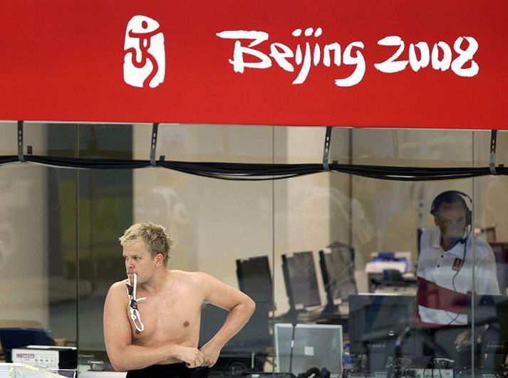 Örn Arnarson sundkappi.