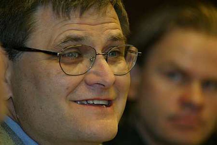 Kenneth Peterson er maðurinn á bakvið nýja strenginn.