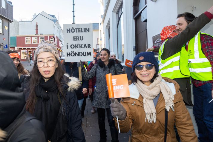 Myndin er tekin við Gamla bíó á föstudagsmorugn þar sem Efling var með verkfallsmiðstöð sína.