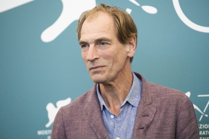 Julian Sands á frumsýningu myndar á kvikmyndahátíð í Feneyjum árið 2019.