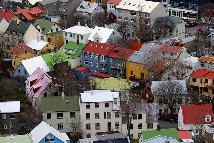 Í tillögunni eru nokkur svæði nefnd þar sem íbúðirnar munu rísa. Félagsstofnun stúdenta myndi fá úthlutað lóð fyrir 97 íbúðum við Brautarholt og 350 til 400 stúdentaíbúðir á svæði Háskóla Íslands myndi rísa. 