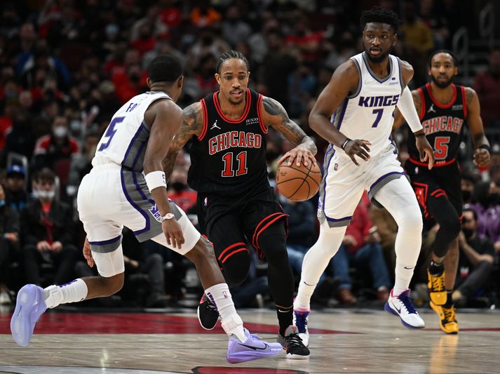 DeMar DeRozan og félagar í Chicago Bulls eru á toppnum í Austurdeildinni í NBA.