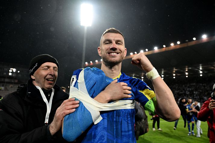 Edin Dzeko harkaði af sér og hélt stuðinu gangandi 