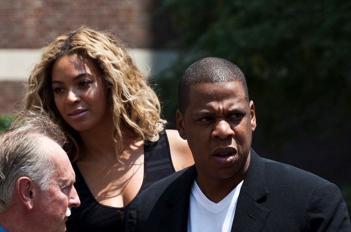 Beyonce og Jay Z hafa láð málstað Trayvon lið.