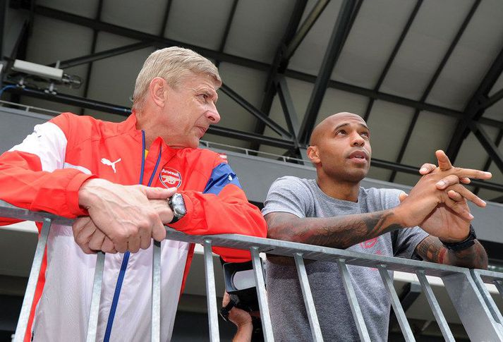 Thierry Henry og Arsene Wenger.