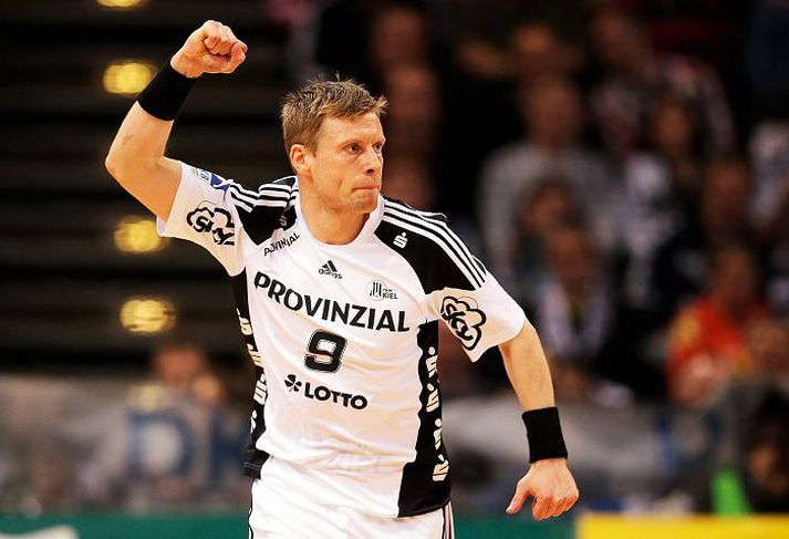 Guðjón Valur hefur unnið flesta stóru titlana í félagsliðahandboltanum og getur bætt þeim allra stærsta í safnið um helgina. Hér er hann í leik með Kiel.