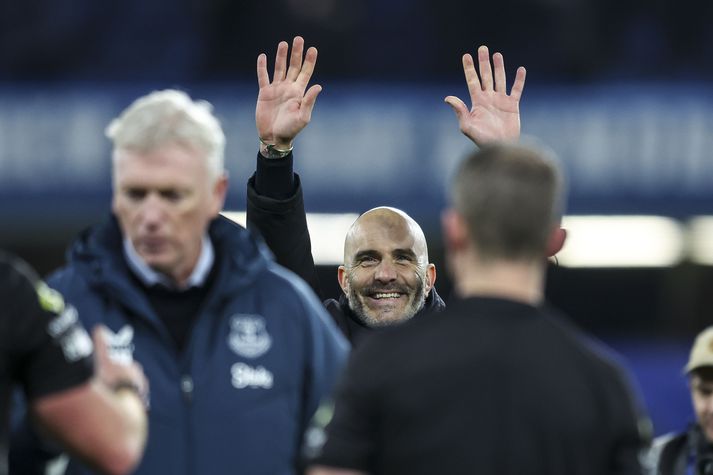 Enzo Maresca gat brosað eftir sigur Chelsea á Everton á Stamford Bridge í dag en hann var samt ekkert alltof hress á blaðamannafundi eftir leikinn.