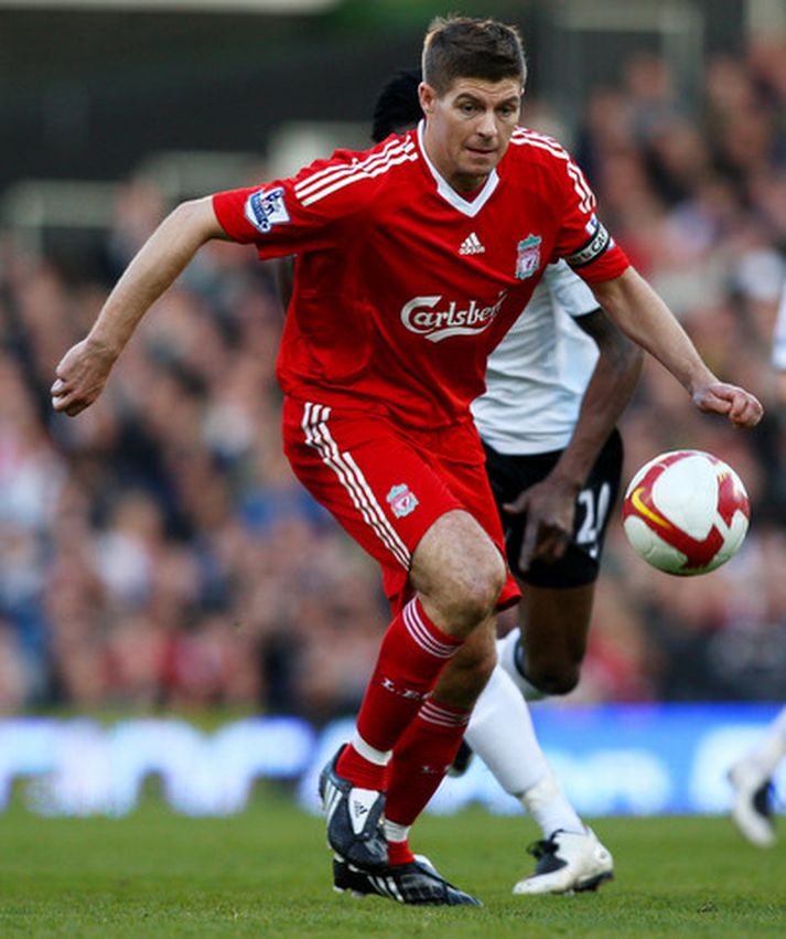 Liverpool tryggði sér enn á ný sigur með marki í lokamínútunum í ensku úrvalsdeildinni í dag.