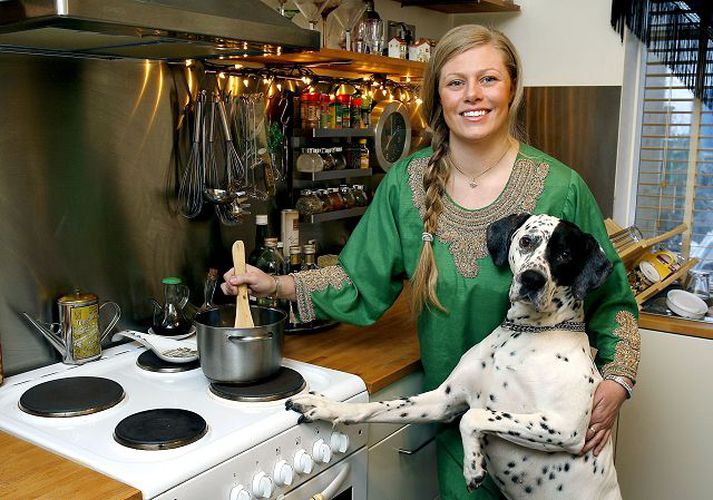 Birta Ósk Gunnarsdóttir hefur í nógu að snúast en nýtur þess að halda matarboð þegar tími vinnst til. 