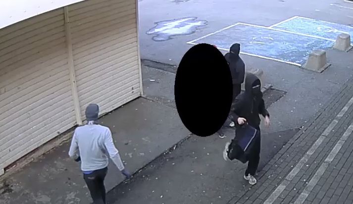 Ræningjarnir þrír sem lögreglan leitar að.