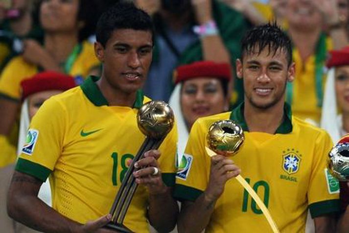Paulinho og Neymar
