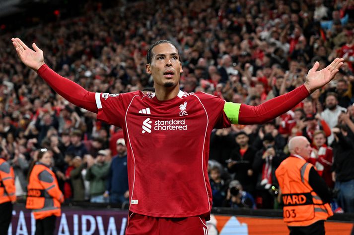 Virgil van Dijk kom Liverpool til bjargar á ögurstundu. 