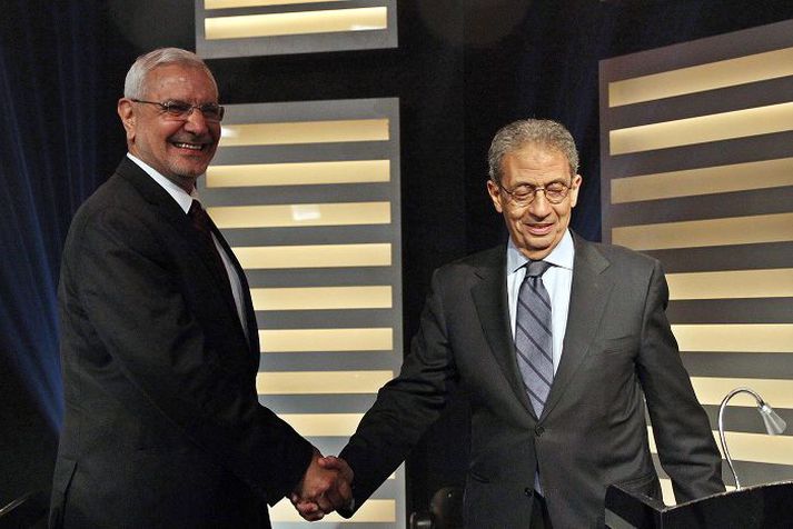 Amr Moussa og Abdelmoneim Abul Fotouh í sjónvarpskappræðum. nordicphotos/AFP