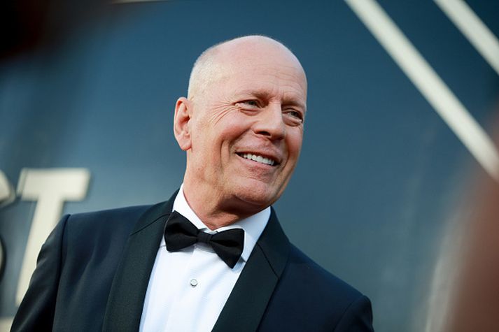 Bruce Willis fyrir upptöku þáttarins.