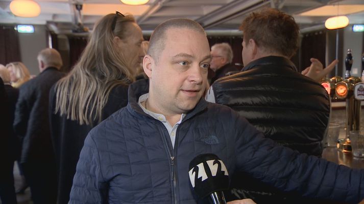 Bolli Ófeigsson, gullsmiður hjá Gullsmiðju Ófeigs, að loknum blaðamannafundinum í dag.