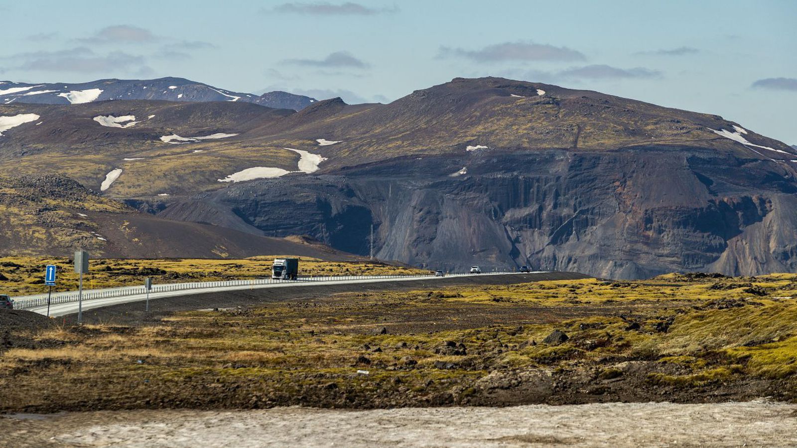 Skjálfta­hrina á Hellis­heiði hófst í morgun
