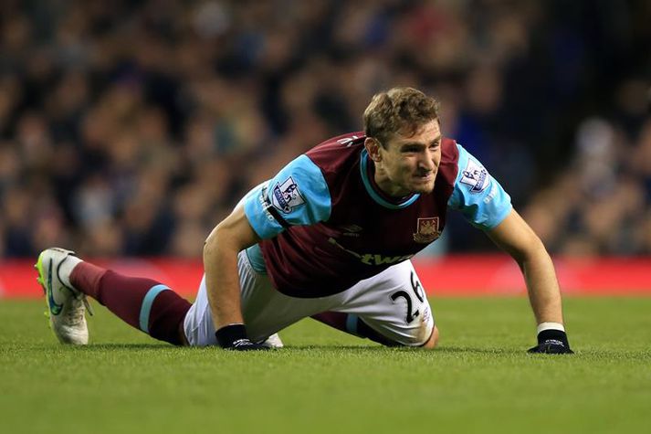 Jelavic í leik með West Ham.