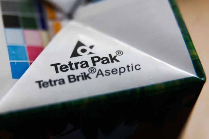 Svonefndar Tetra Pak-umbóðir, fernur sem eru samsettar úr pappír og plasti, torvelda endurvinnslu á pappír. Sorpa ætlar nú að láta flokka fernurnar sérstaklega frá öðrum pappír í Svíþjóð.