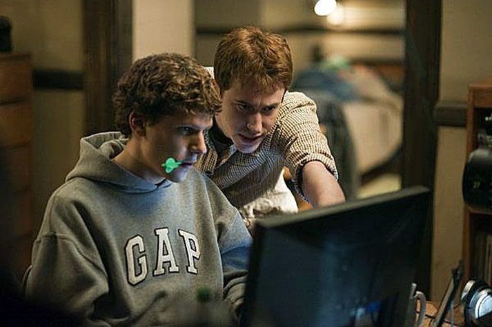The Social Network naut mikilla vinsælda víða um heim.