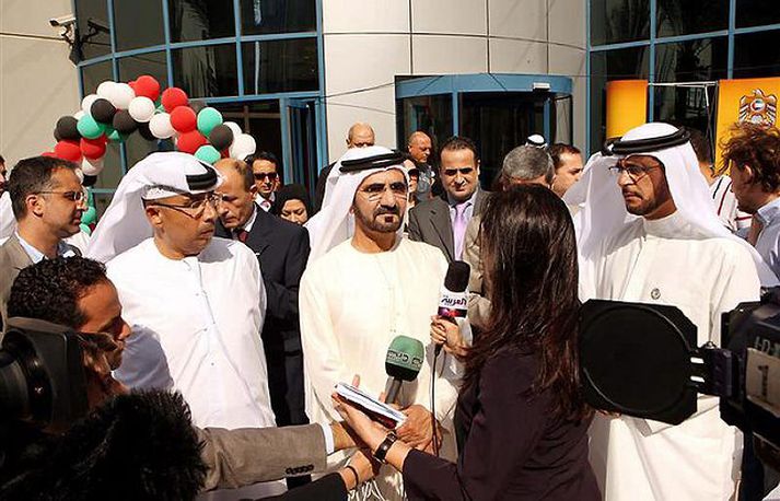 Sjeik Mohammed bin Rashid al-Maktoum, fursti í Dúbaí, reyndi í gær að fullvissa fjölmiðla um að efnahagur furstadæmisins væri traustur og sagði að heimurinn skildi ekki stöðu mála í ríkinu. Fréttablaðið/AFP-NordicPhoto