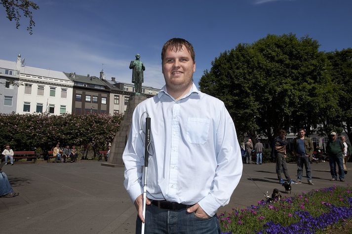 Bergvin Oddsson var sakaður um að hafa nýtt sér vettvang félagsins til að véla ungan félagsmann til að leggja allt sitt sparifé í fasteignabrask. Hann fór með málið fyrir dómstóla og krafðist þess að ummælin yrðu merkt dauð og ómerk.