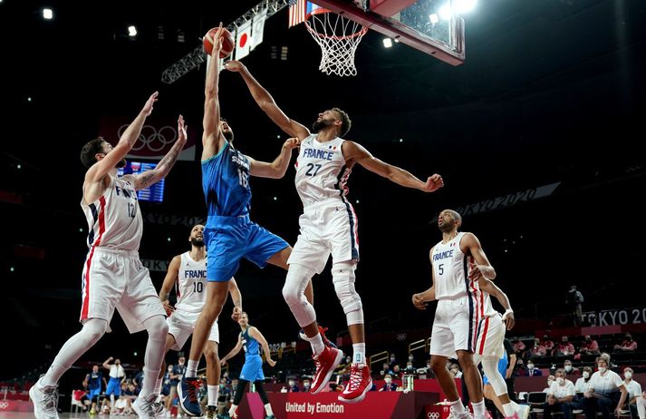 Rudy Gobert var hetja Frakka þegar hann varði lokaskot Slóvena í leiknum.