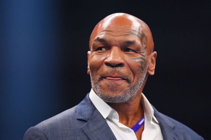 Mike Tyson ætlar að reima á sig hanskana á nýjan leik.