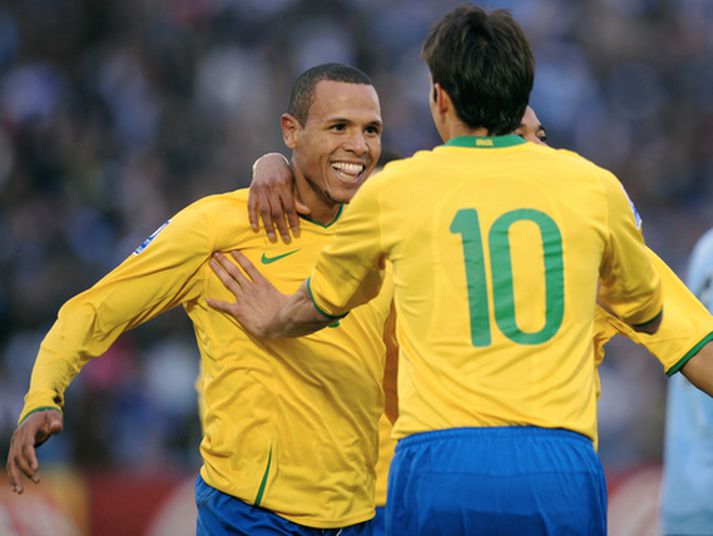 Luis Fabiano.