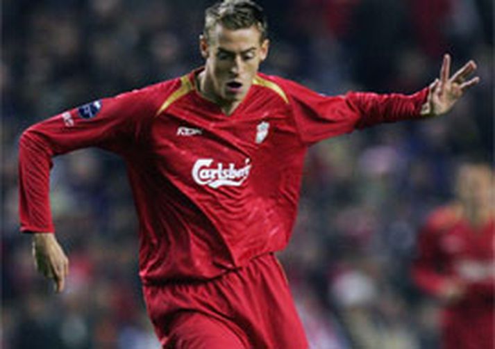 Peter Crouch á undir högg að sækja vegna klaufaskapar síns upp við markið