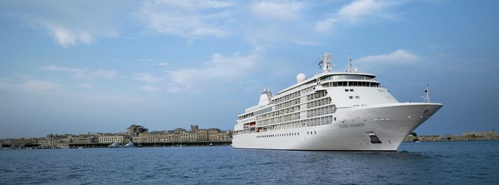 Silver Shadow á siglingu