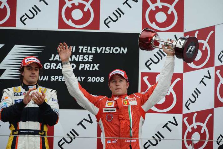 Ljóst er að nýr meistari verður krýndur ´ði stað Kimi Raikkönen í lok ársins og Fernando Alonso hyggst liðsinna Ferrari mönnum.