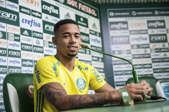 Gabriel Jesus er kominn til Englands.