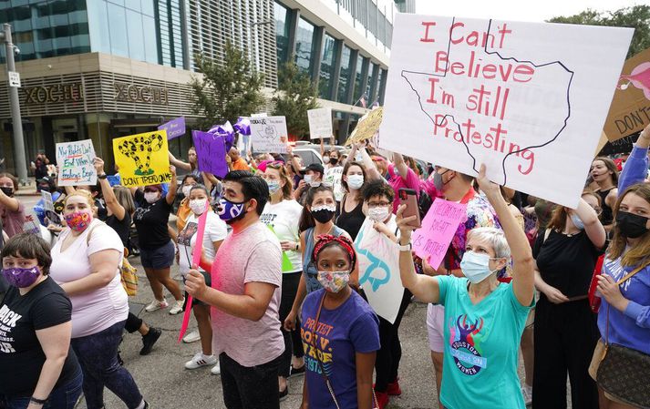 Frá mótmælum kvenna gegn þungunarrofsbanninu í Houston í Texas í byrjun október.