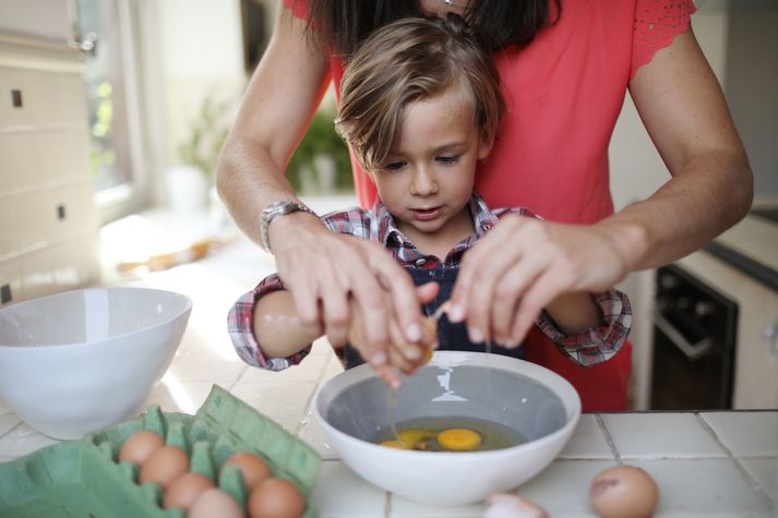 Erlendir miðlar hafa eftir sérfræðingum að uppátæki á borð við #eggprank geti haft alvarlegar afleiðingar í för með sér hvað varðar traust barnsins á foreldrum sínum.