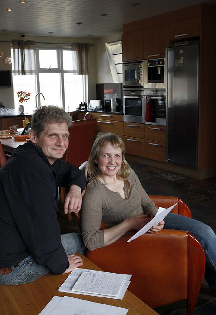 Guðrún Lilja heldur dagskýrslur yfir hreinsunarstarfið og ástand fjörunnar.