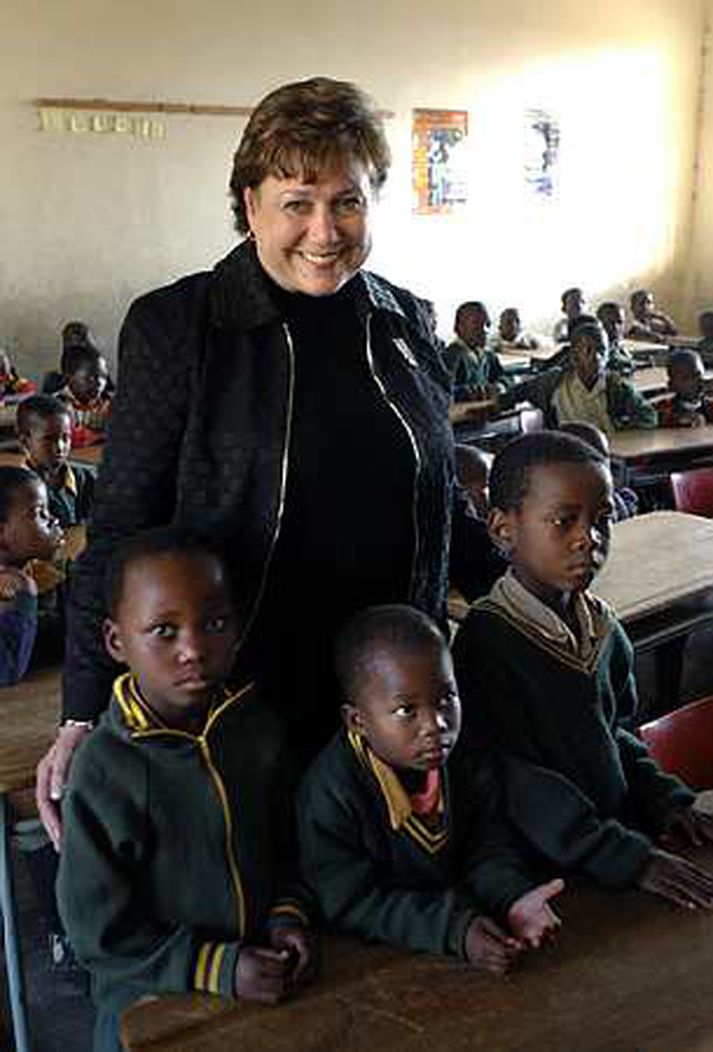 Ann Veneman, framkvæmdastjóri UNICEF, Bjarnahjálpar Sameinuðu þjóðanna.